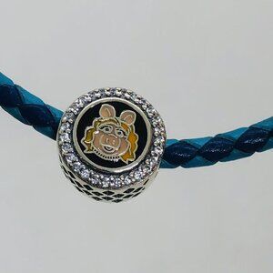 ✨✨Pandora Miss Piggy Exclusive Charm